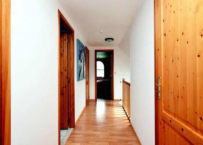 Beautiful In Durbuy With Garden